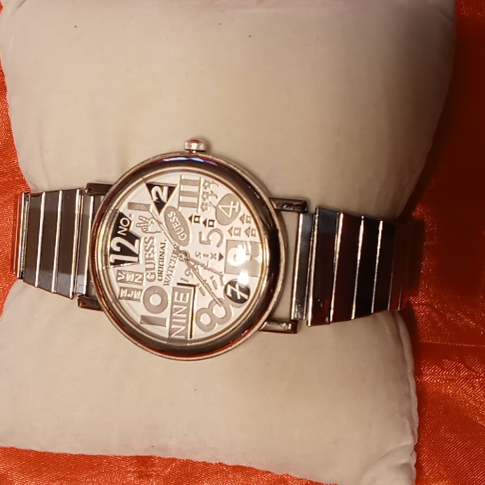 Guess men watch